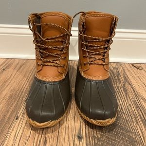 Winter boots
